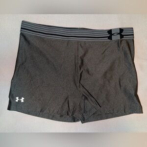 Women’s shorty compression shorts under Armour